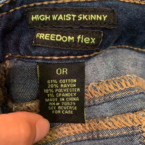 Rue 21 Light Wash High Waist Freedom Flex Skinny Jeans Women’s Size 0 Regular - Picture 8 of 8